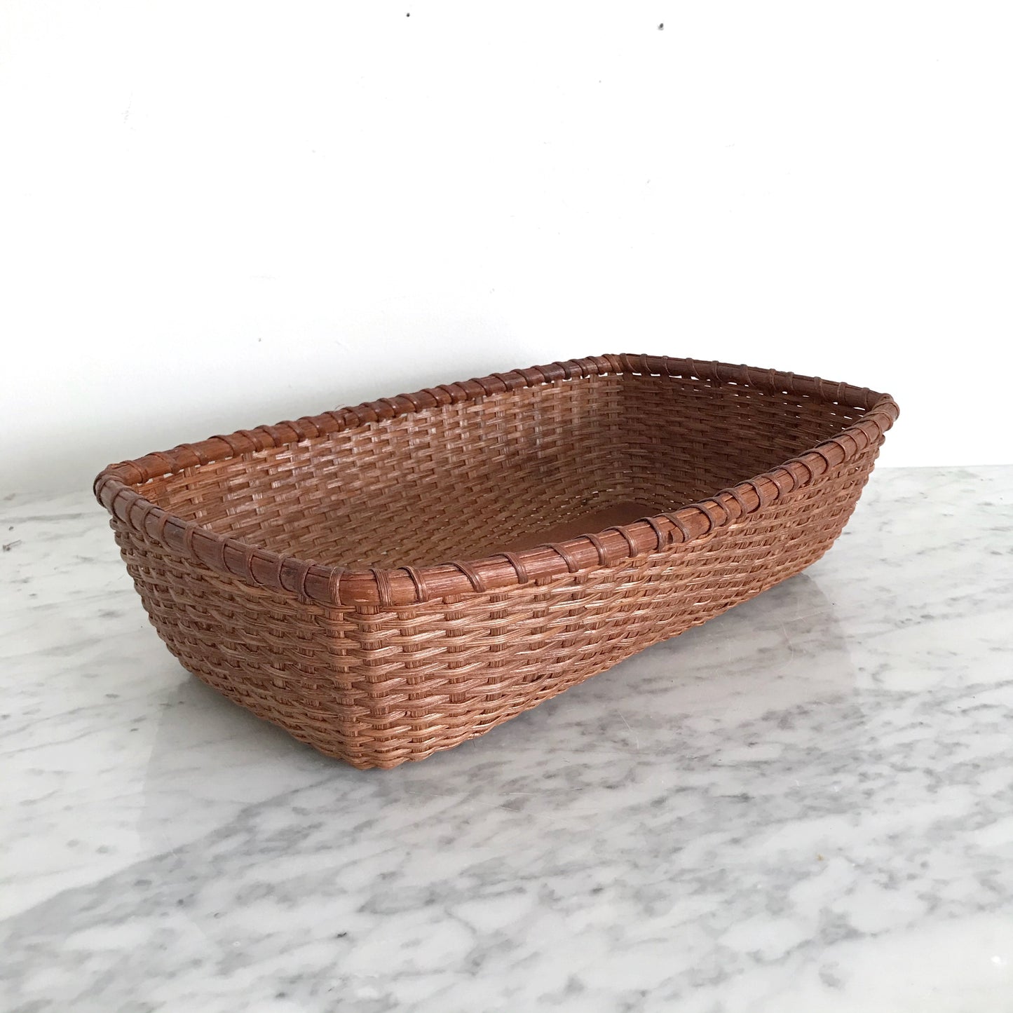 Vintage Woven Wicker Basket / Tray