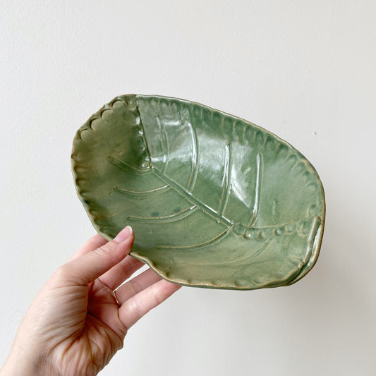 Vintage Stoneware Leaf Bowl