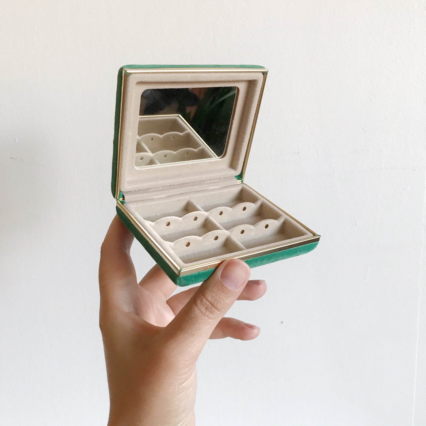 Vintage Green Velvet Travel Jewelry Box
