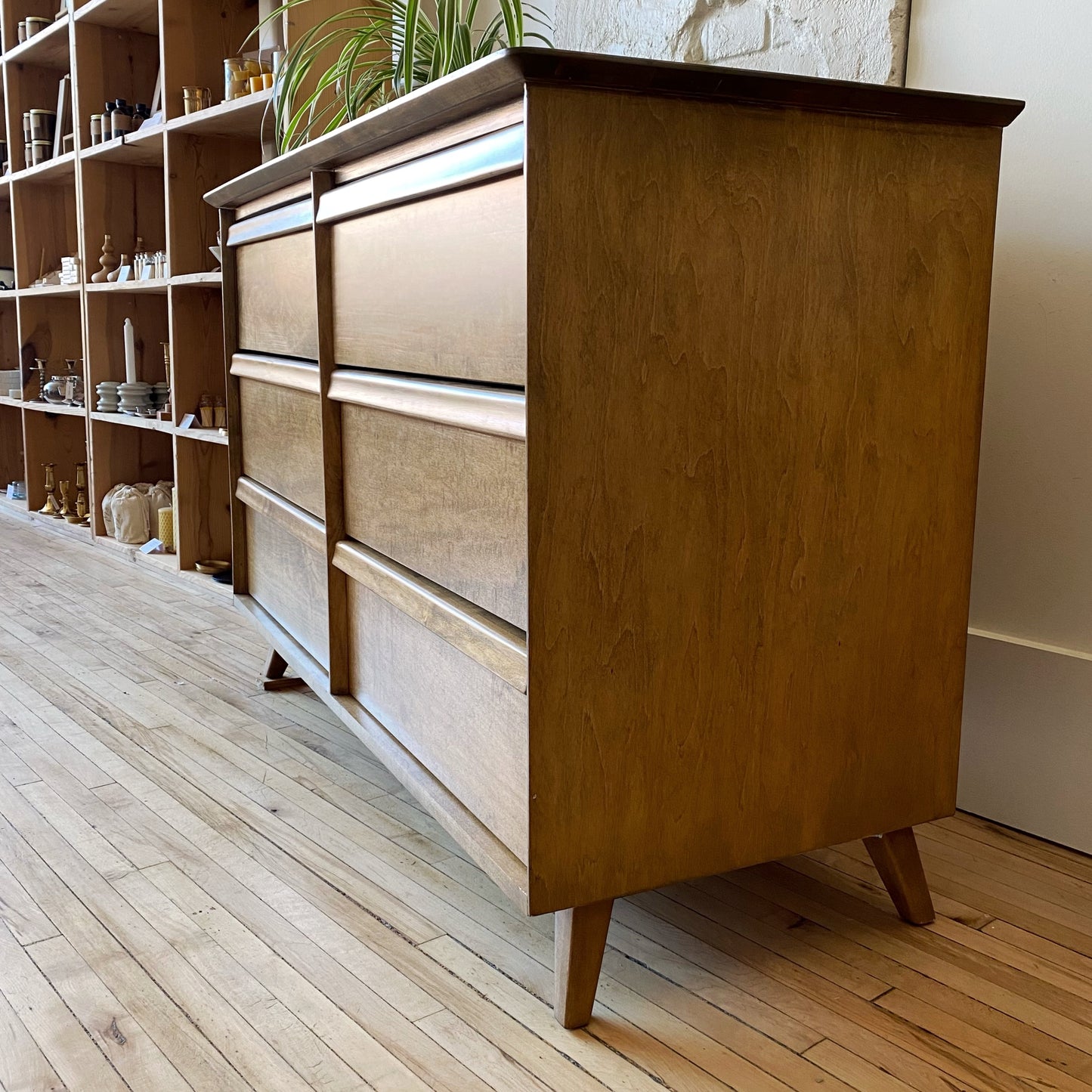 Vintage Mid-Century 6-Drawer Dresser