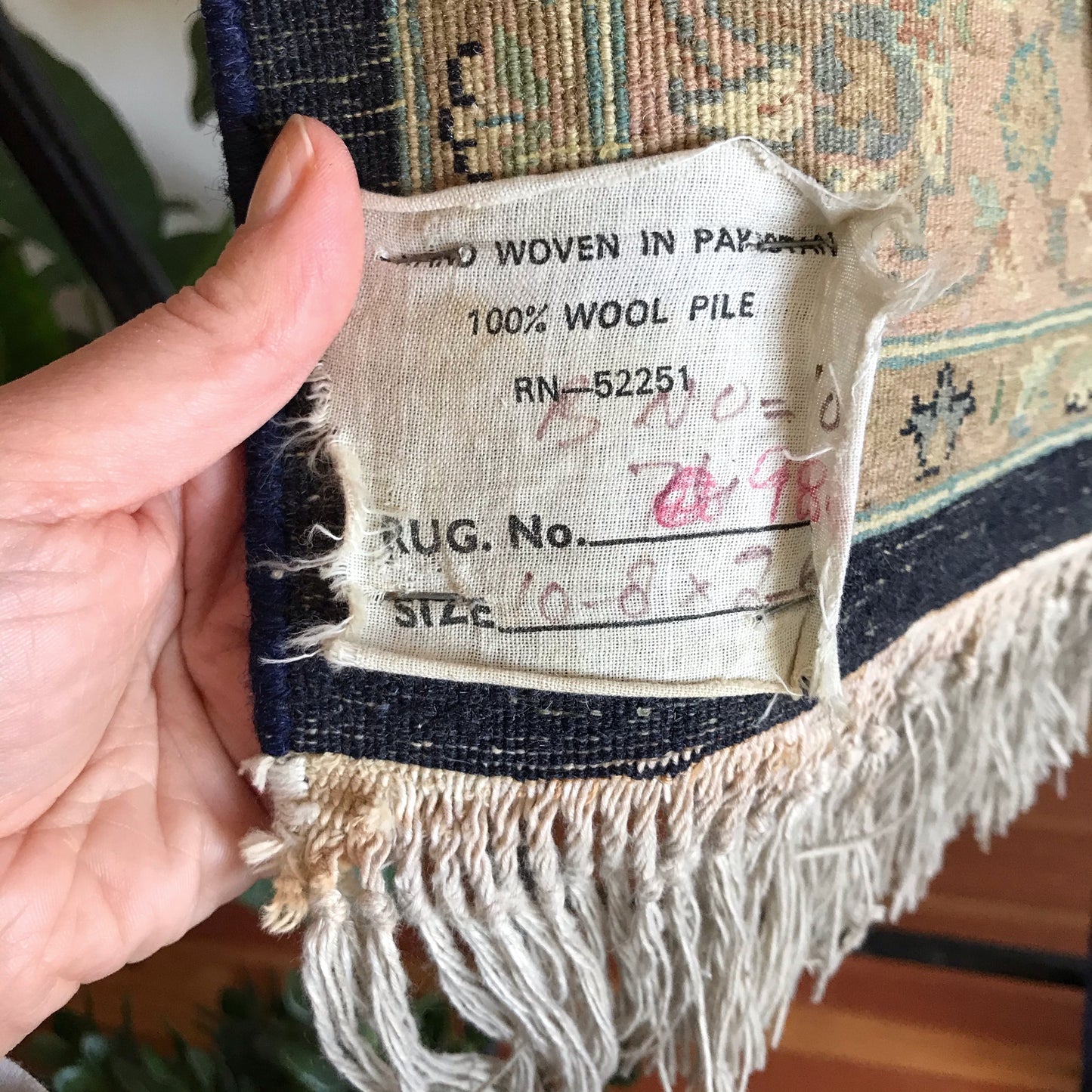 "LAURA" Handwoven Wool Runner Rug (2.6 x 10.8)